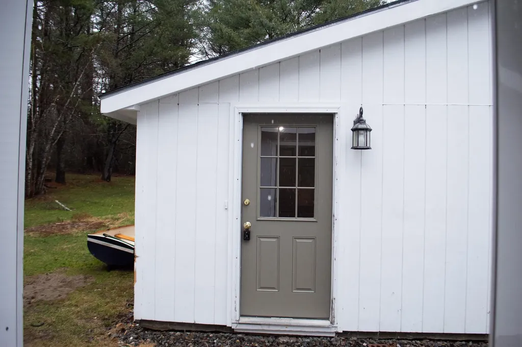 82 Boston Road Winterport ME 04496