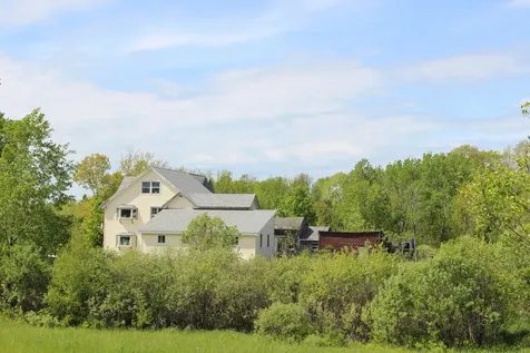 1032 S Union Road Union ME 04862