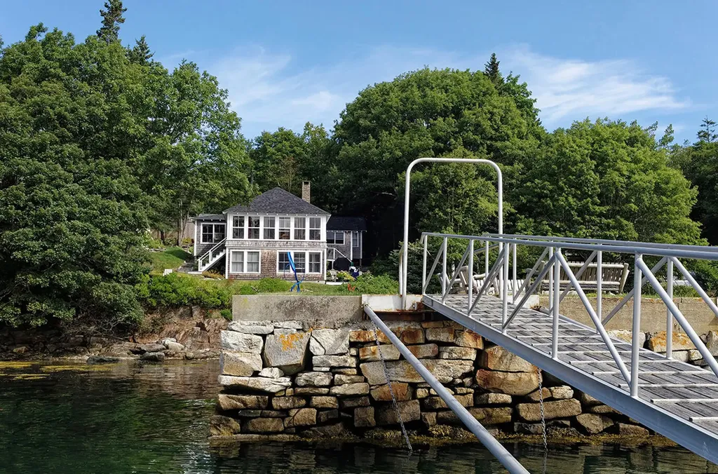 25 Barter Point Road Saint George ME 04860