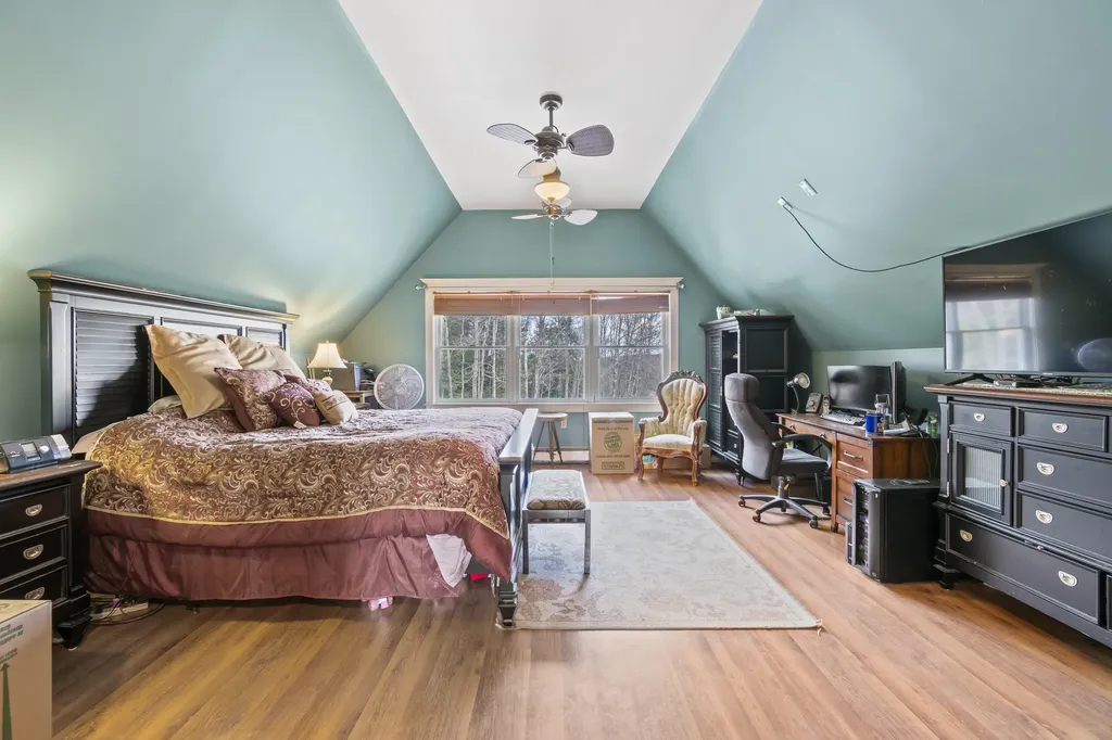 124 Ridge Road Wales ME 04280