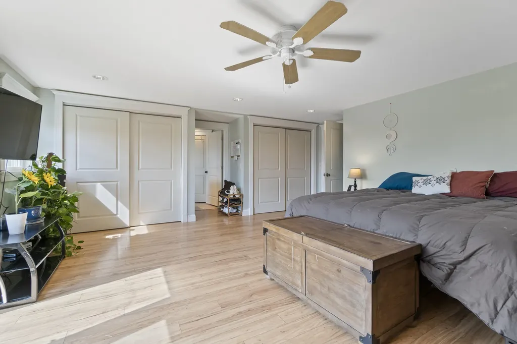 124 Ridge Road Wales ME 04280