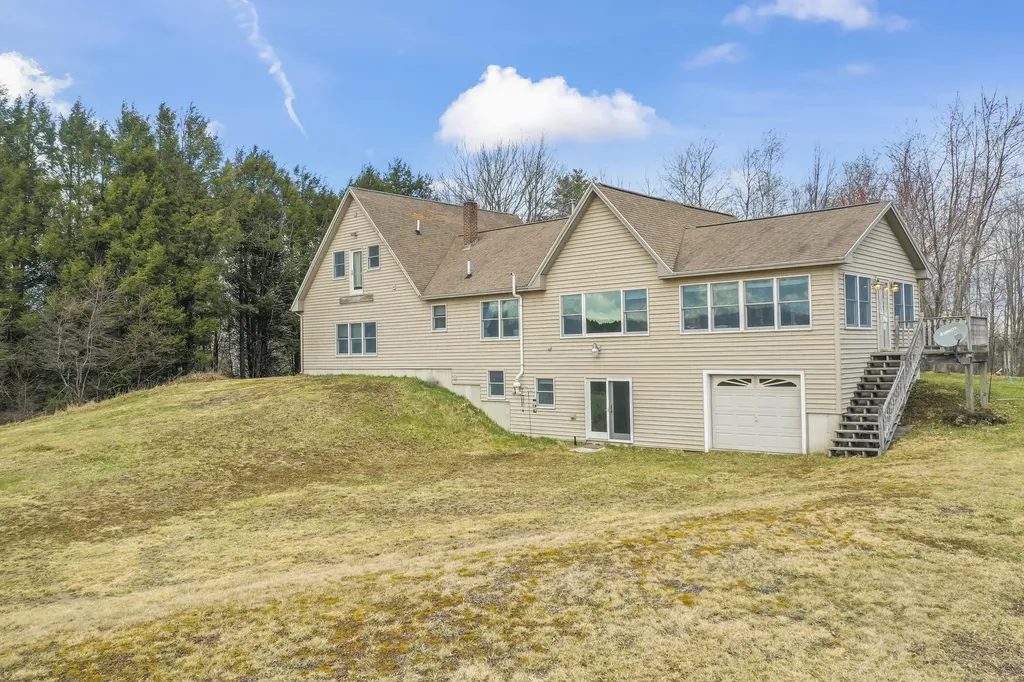 124 Ridge Road Wales ME 04280