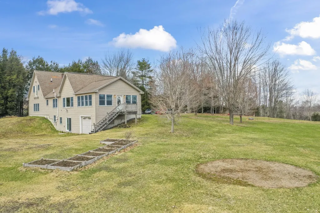 124 Ridge Road Wales ME 04280