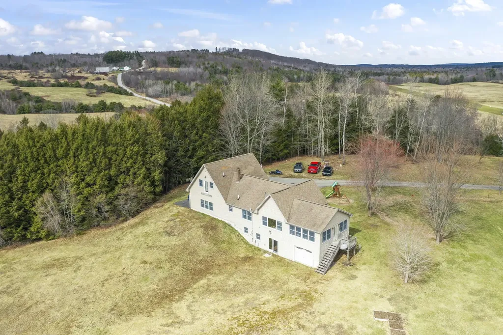 124 Ridge Road Wales ME 04280