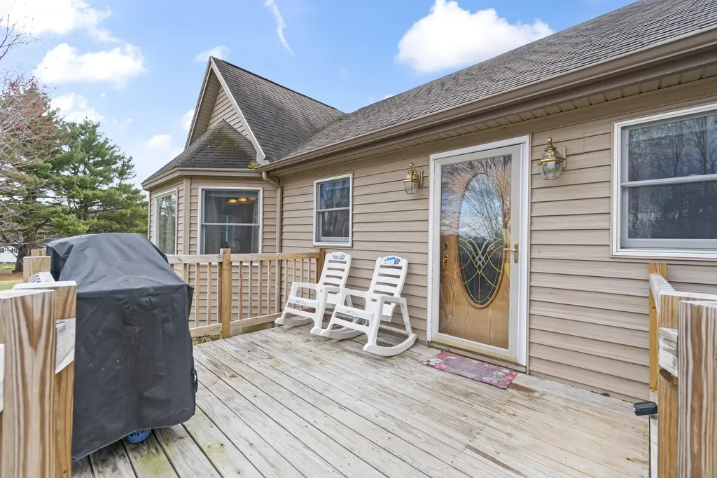 124 Ridge Road Wales ME 04280
