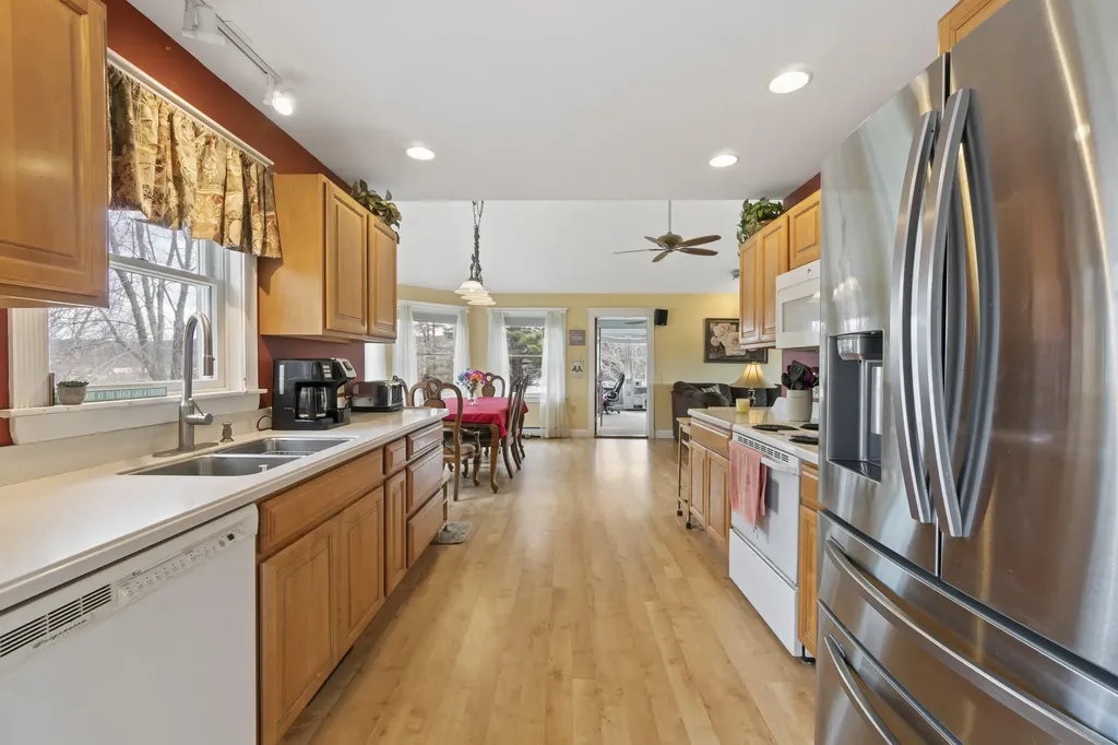 124 Ridge Road Wales ME 04280
