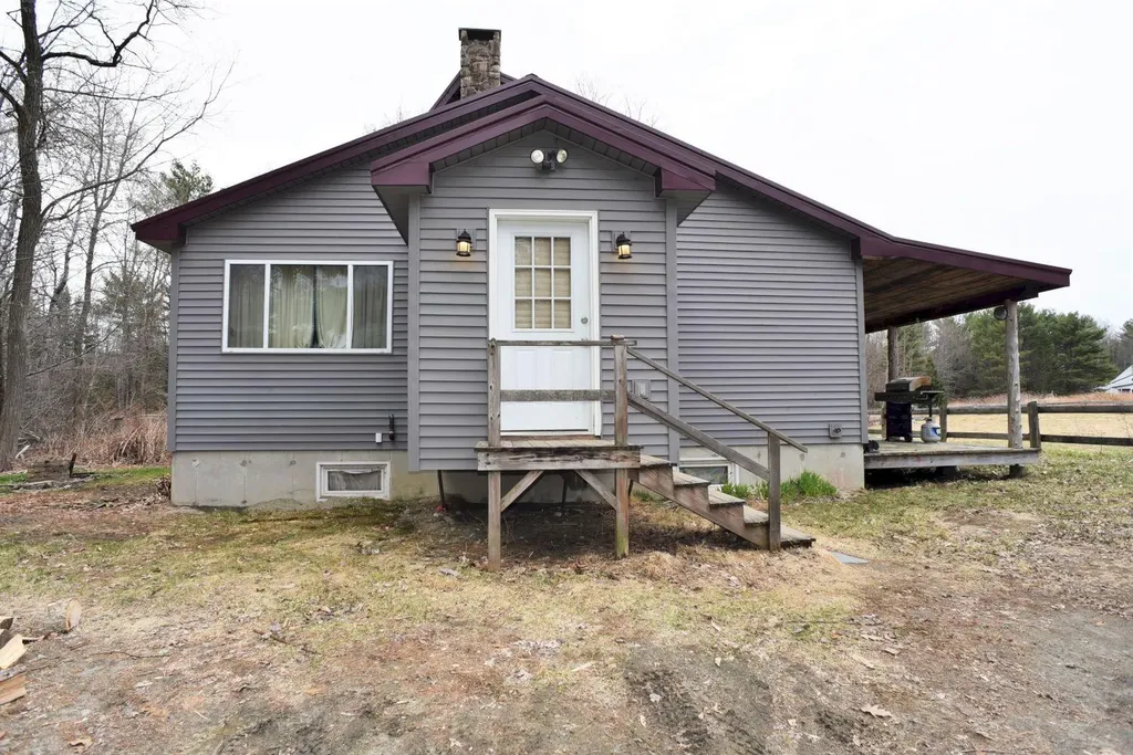 963 Smithfield Road Belgrade ME 04917
