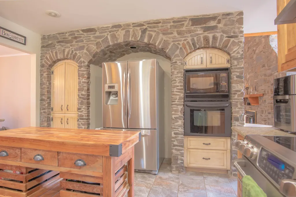 182 Bullen Street Milford ME 04461