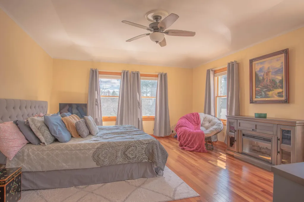 182 Bullen Street Milford ME 04461