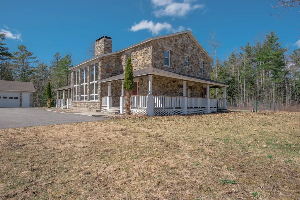 182 Bullen Street Milford ME 04461