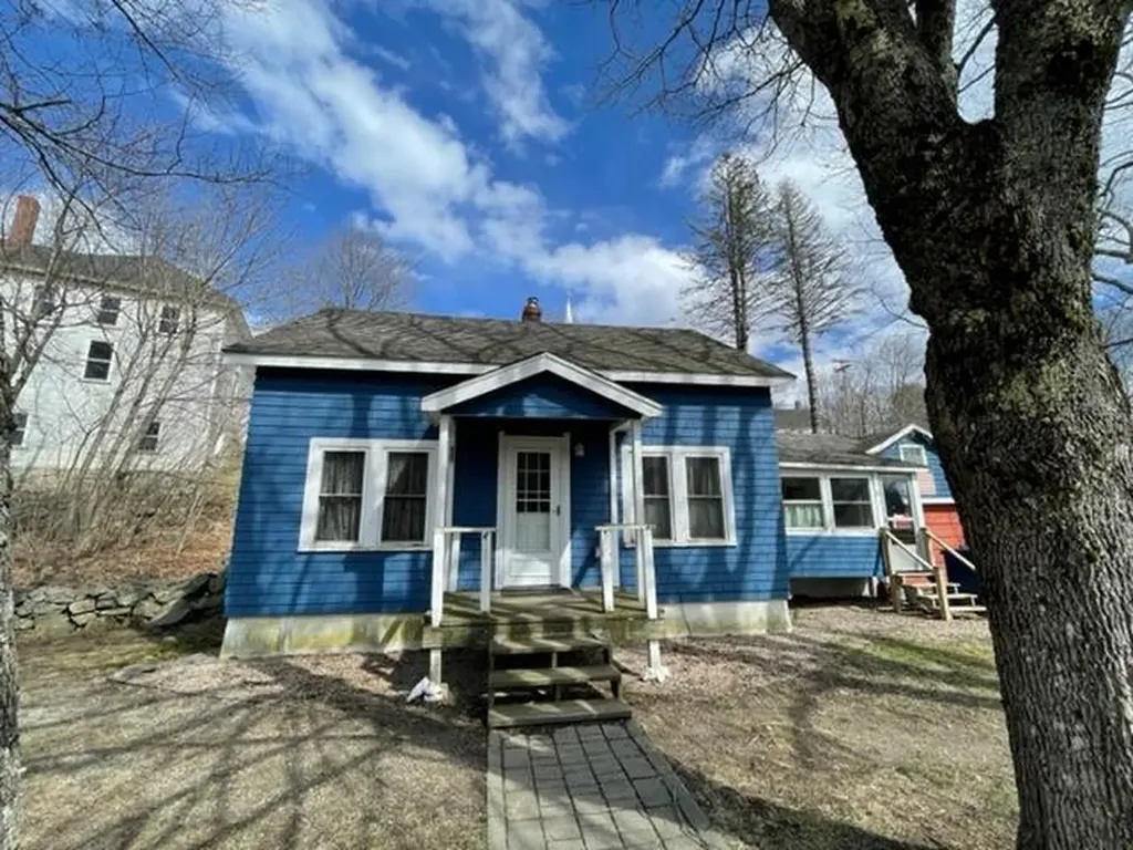 10 Water Street East Machias ME 04630