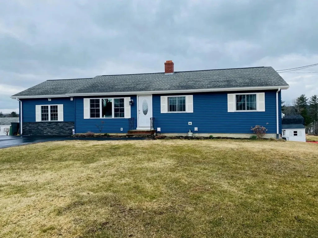 605 Main Street Monmouth ME 04259