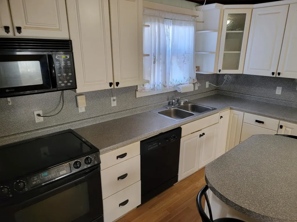 39 Railroad Avenue Brownville ME 04414