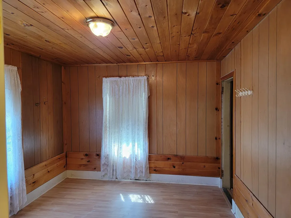 39 Railroad Avenue Brownville ME 04414