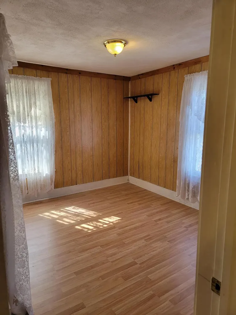 39 Railroad Avenue Brownville ME 04414