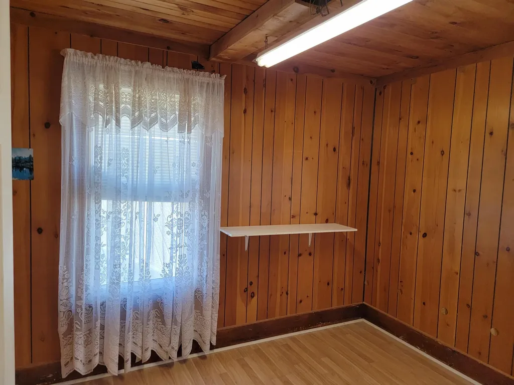 39 Railroad Avenue Brownville ME 04414