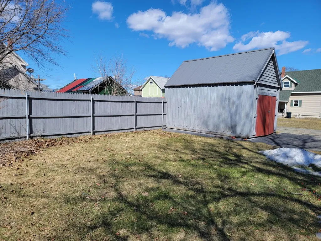 39 Railroad Avenue Brownville ME 04414