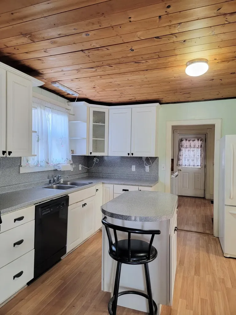 39 Railroad Avenue Brownville ME 04414