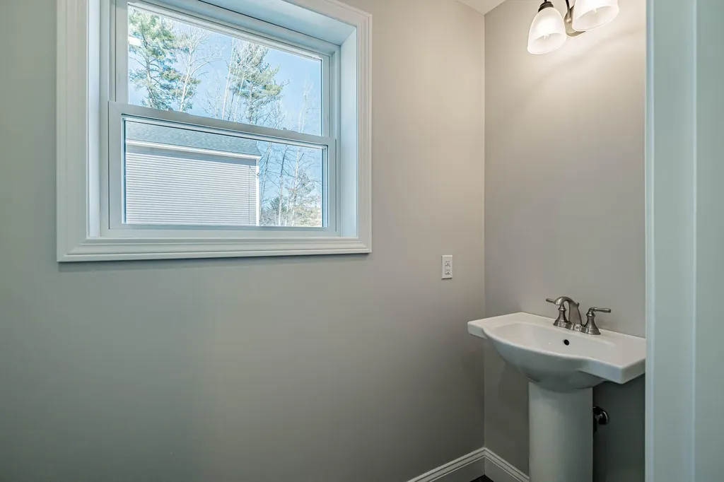 92 Tucker Avenue Portland ME 04103