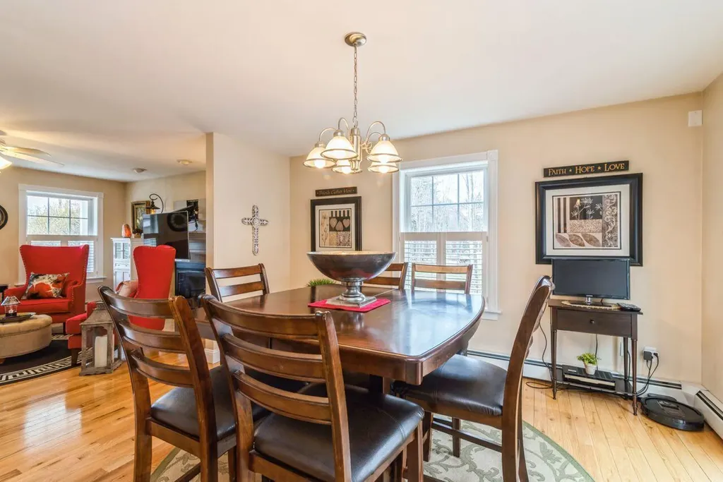 660 River Road Arundel ME 04046