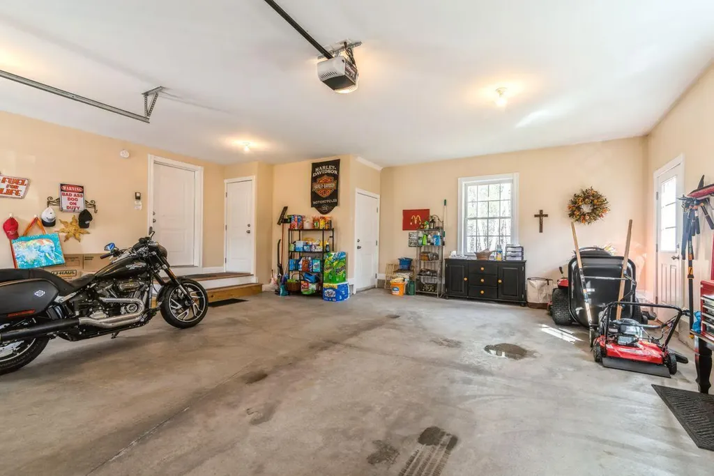 660 River Road Arundel ME 04046