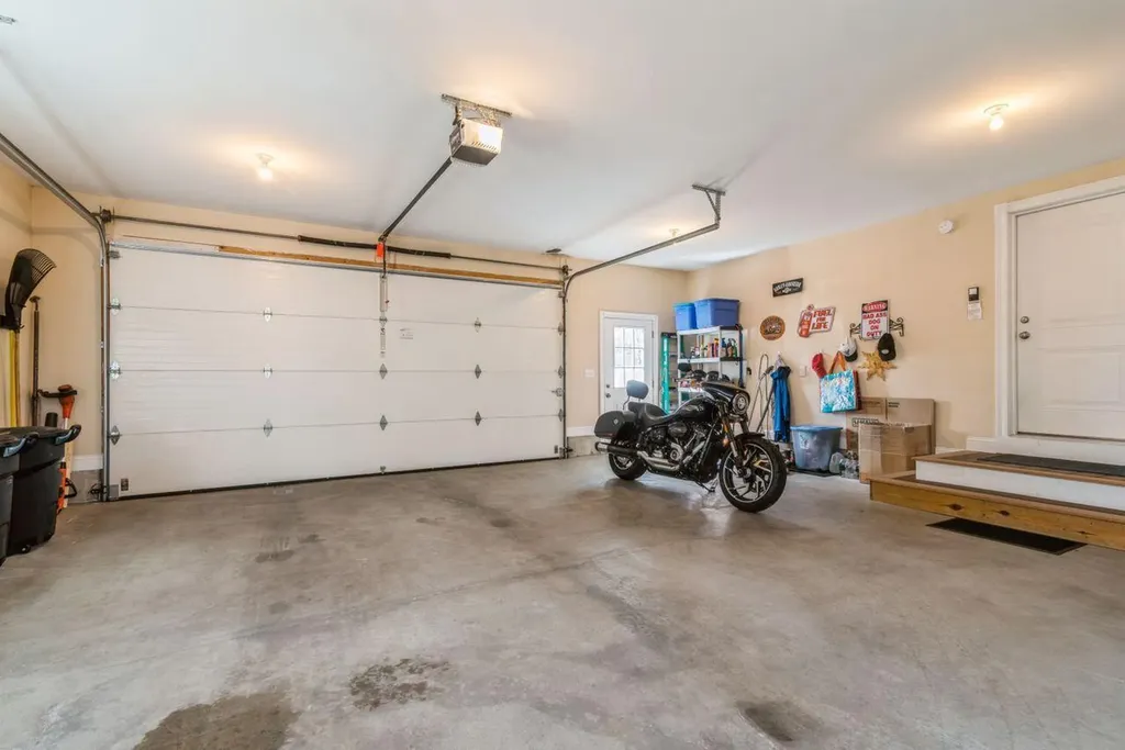 660 River Road Arundel ME 04046