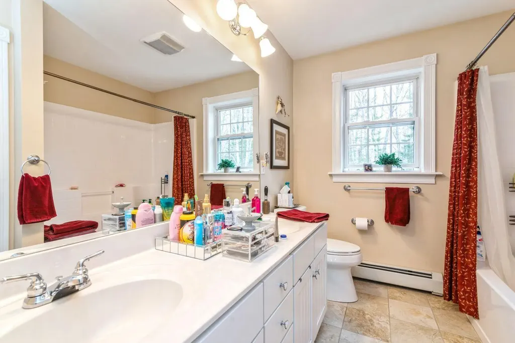 660 River Road Arundel ME 04046