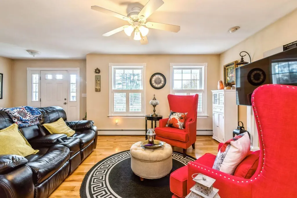 660 River Road Arundel ME 04046