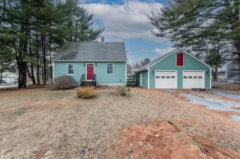 2 Primrose Lane Gorham ME 04038