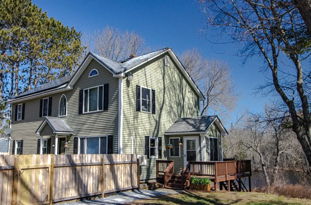 2385 Broadway Bangor ME 04401