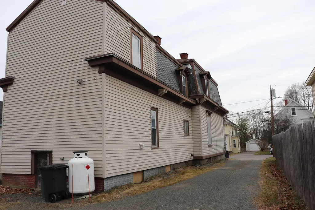 56 Holyoke Street Brewer ME 04412