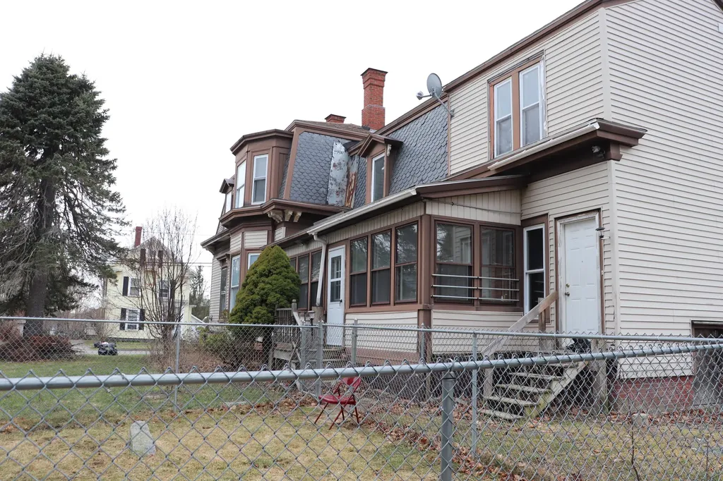 56 Holyoke Street Brewer ME 04412