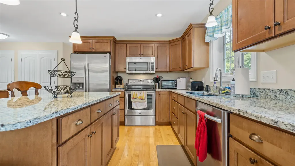 39 Ocean Greens Drive Saco ME 04072