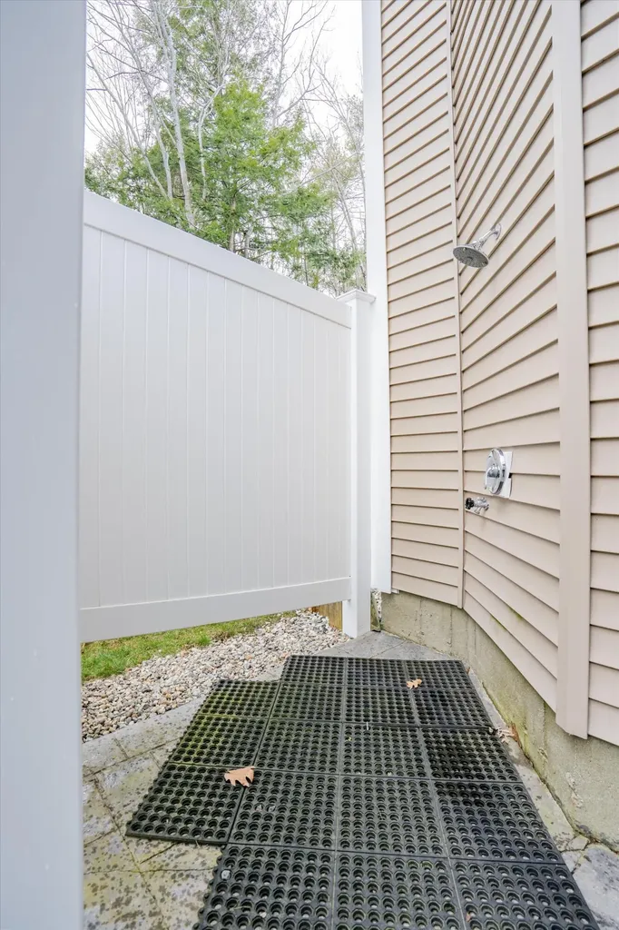 39 Ocean Greens Drive Saco ME 04072