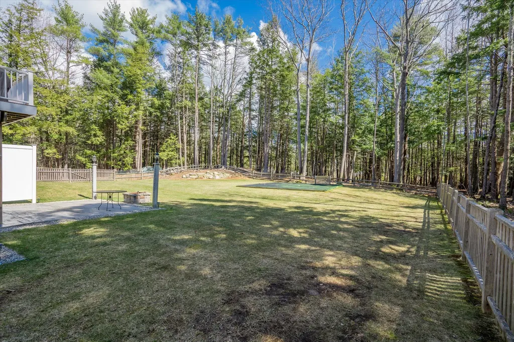 39 Ocean Greens Drive Saco ME 04072