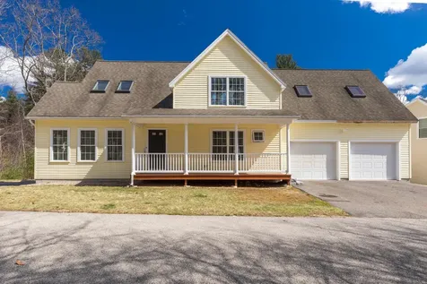 1 Izzy Lane Kittery ME 03904