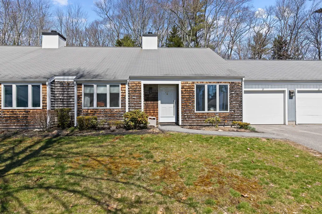 27 Stratton Road Scarborough ME 04074