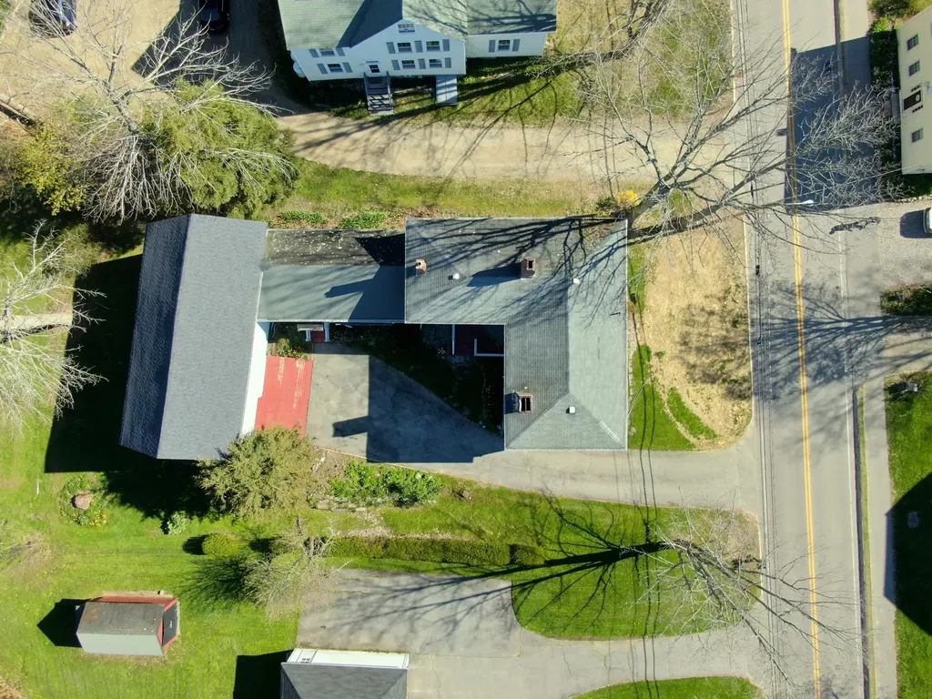 68 Federal Street Wiscasset ME 04578