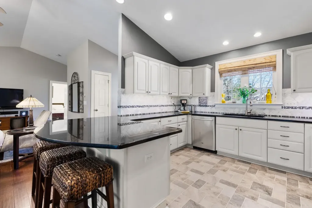 43 Two Rod Road Scarborough ME 04074