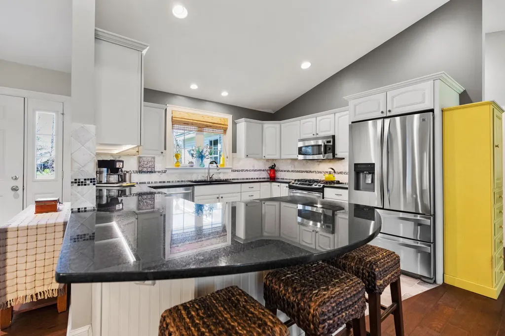 43 Two Rod Road Scarborough ME 04074