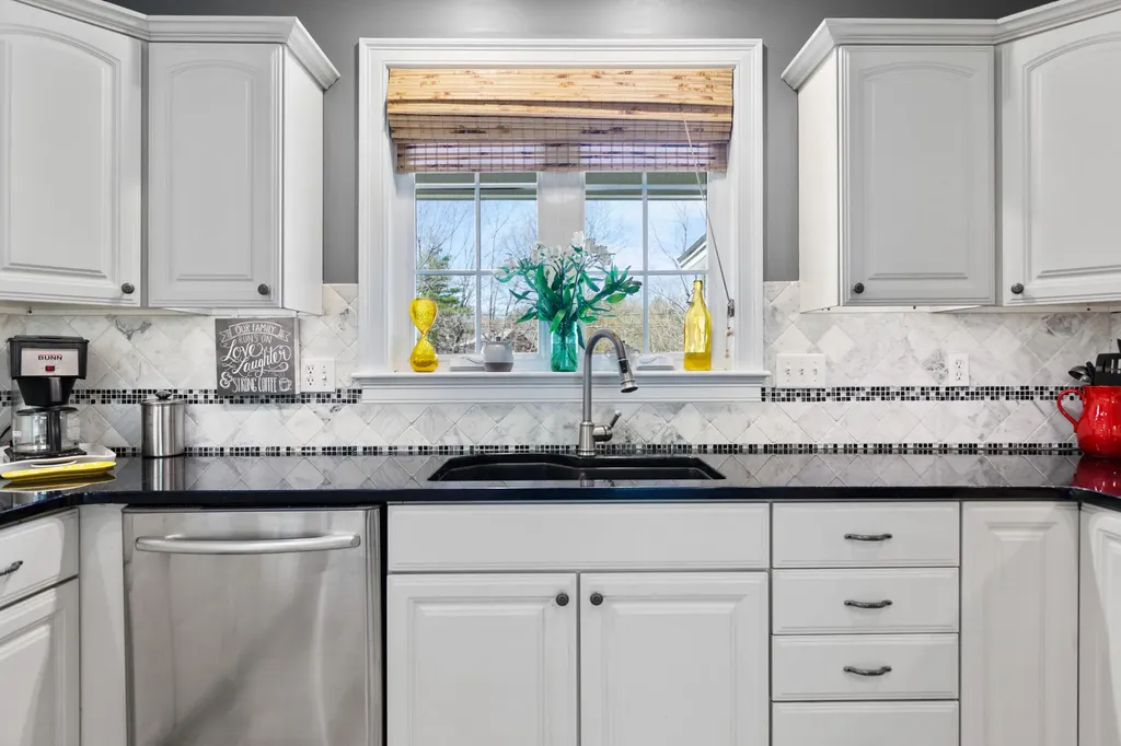 43 Two Rod Road Scarborough ME 04074