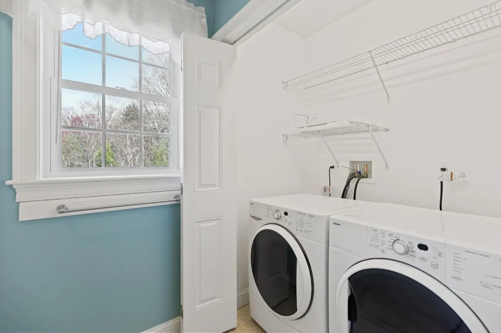 43 Two Rod Road Scarborough ME 04074