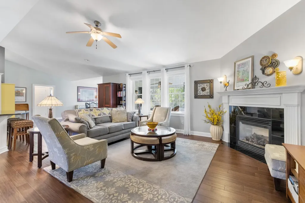 43 Two Rod Road Scarborough ME 04074