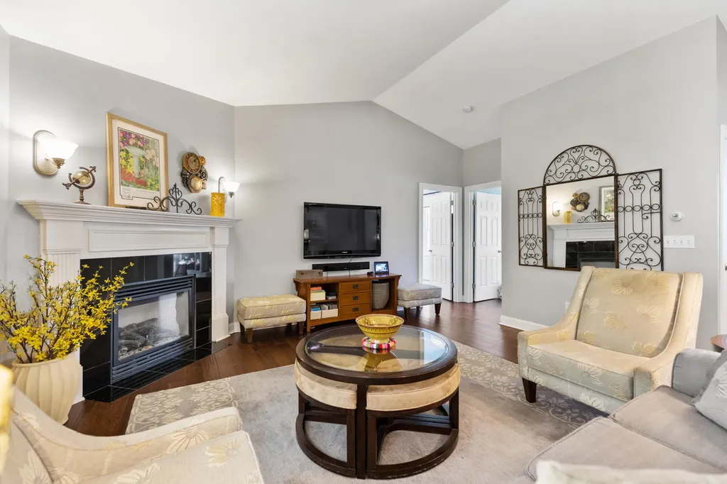 43 Two Rod Road Scarborough ME 04074