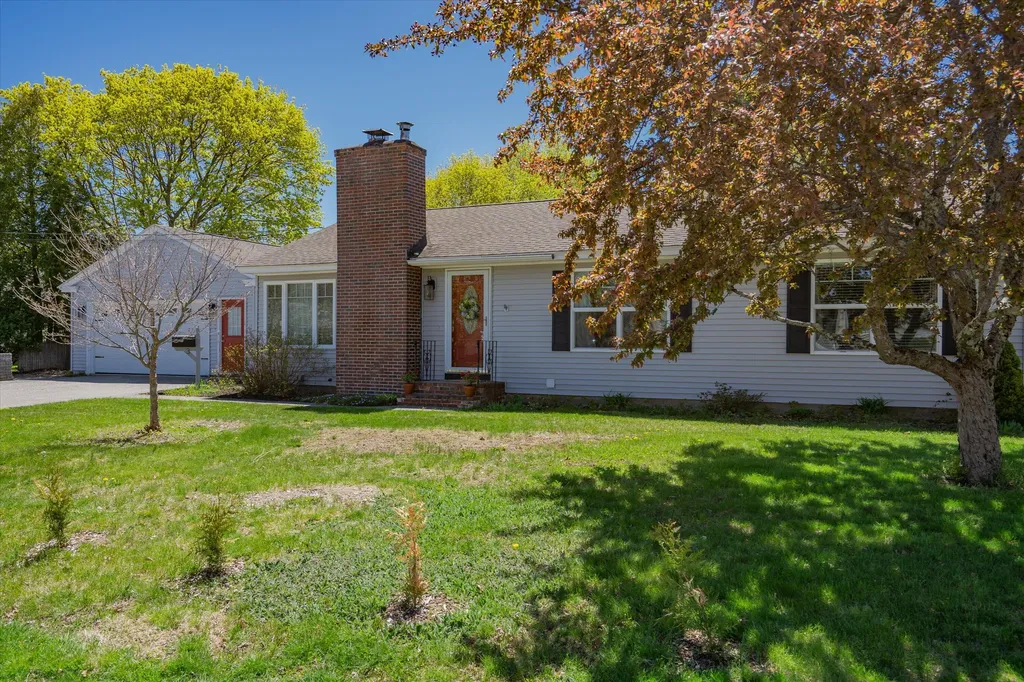 3 Lindale Avenue Biddeford ME 04005