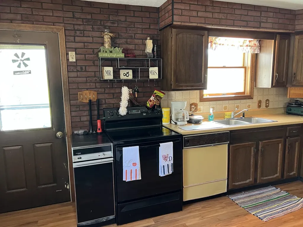 680 Hussey Road Albion ME 04910