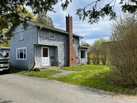 9 Luce Avenue Rockland ME 04841