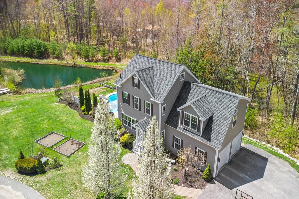 57 Thrush Terrace Windham ME 04062