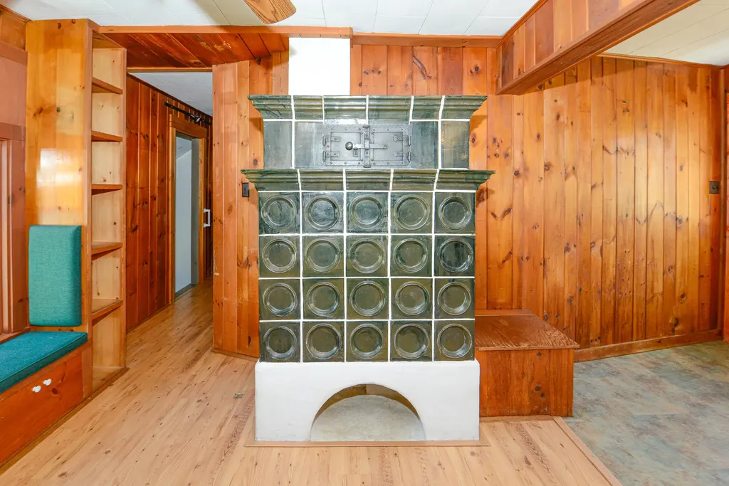 104 Dunn Road Norway ME 04268