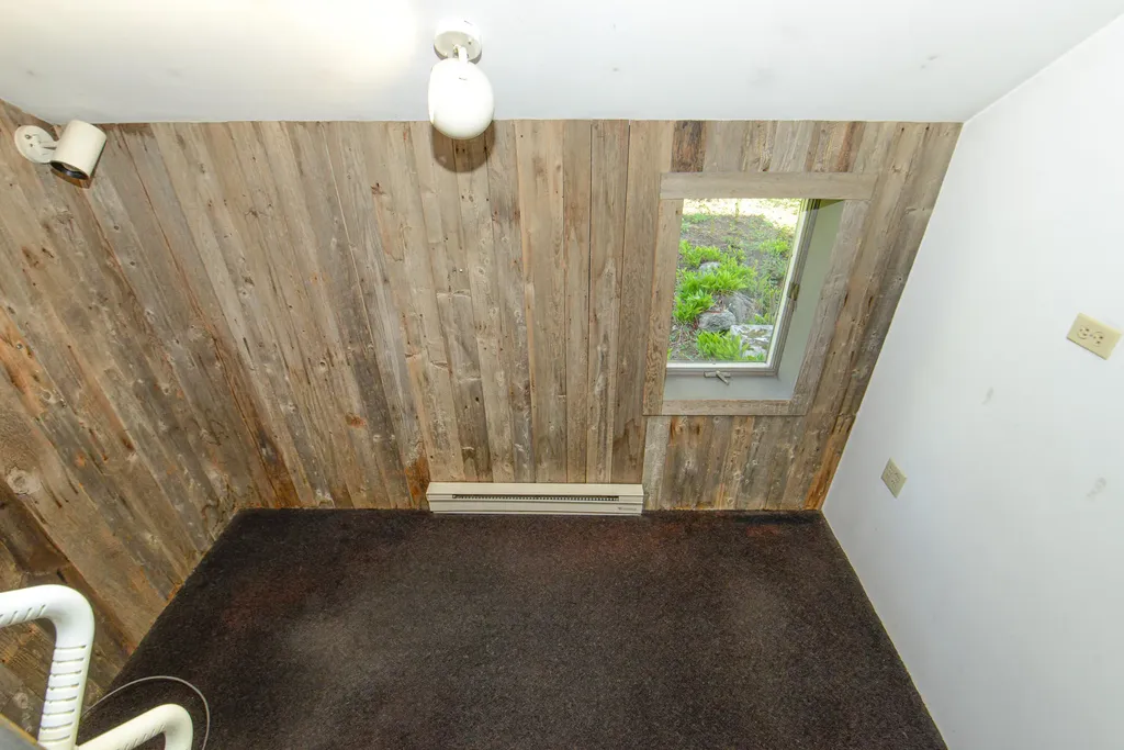 104 Dunn Road Norway ME 04268
